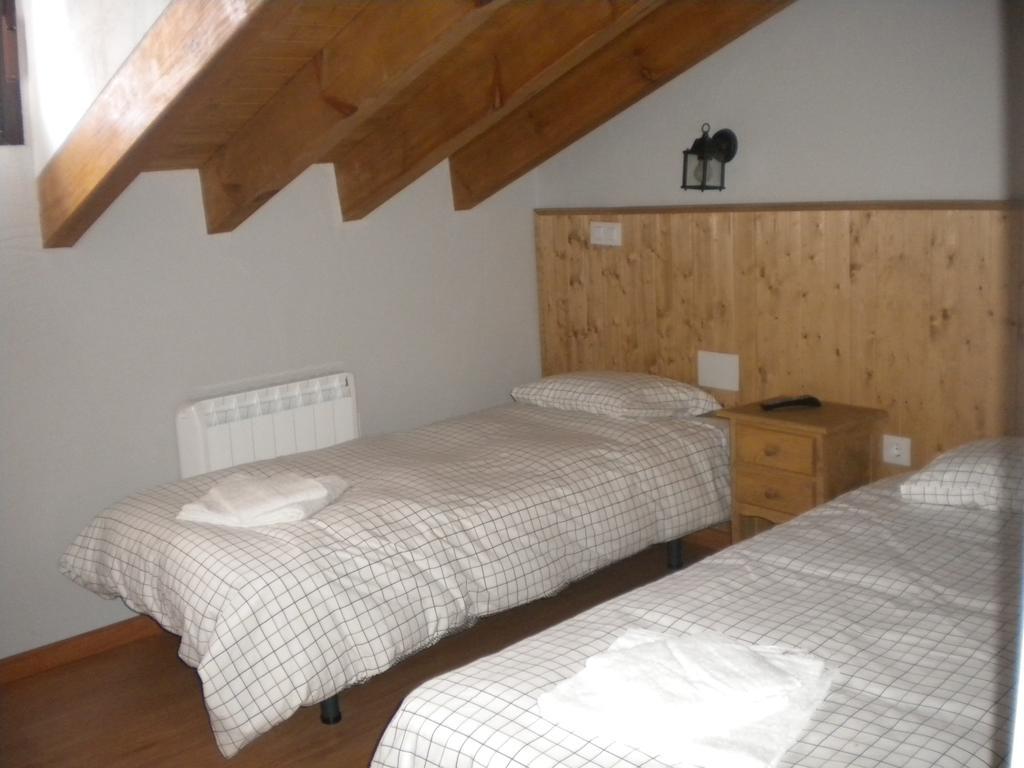 Hostal Rural Las Cuatro Calles San Martín del Pimpollar Eksteriør billede