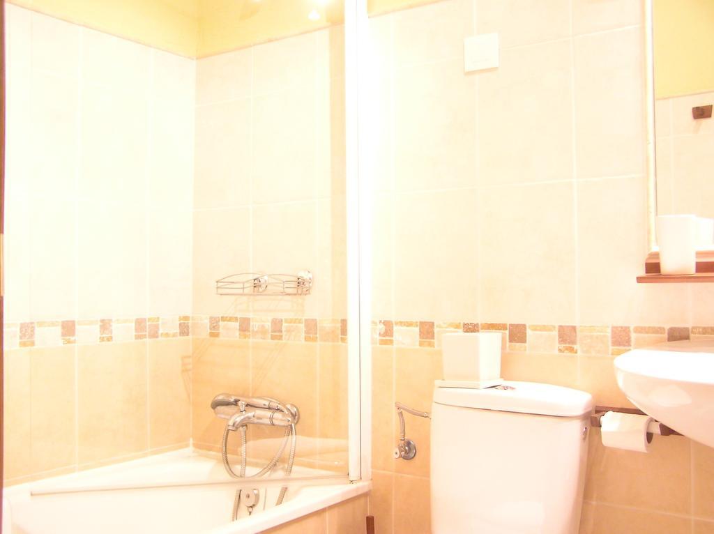 Hostal Rural Las Cuatro Calles San Martín del Pimpollar Eksteriør billede