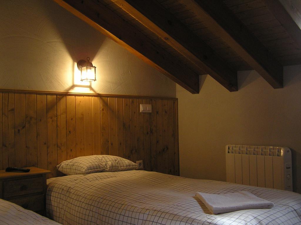 Hostal Rural Las Cuatro Calles San Martín del Pimpollar Eksteriør billede