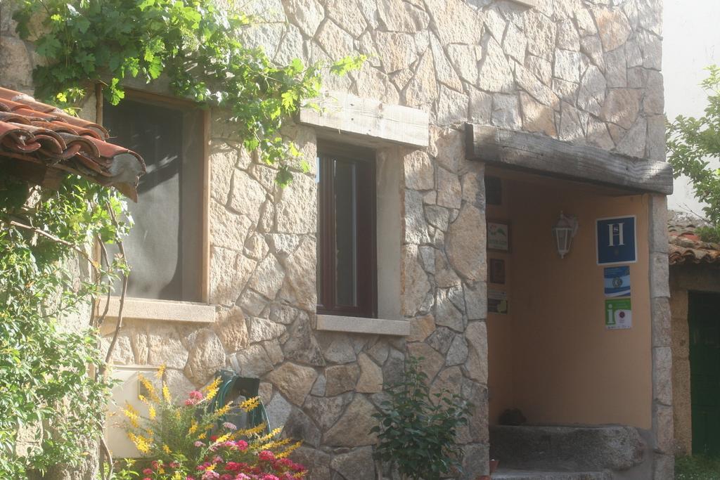 Hostal Rural Las Cuatro Calles San Martín del Pimpollar Eksteriør billede